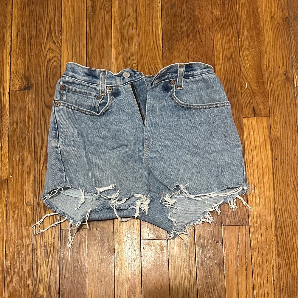 Levi’s Distressed Denim Women Shorts